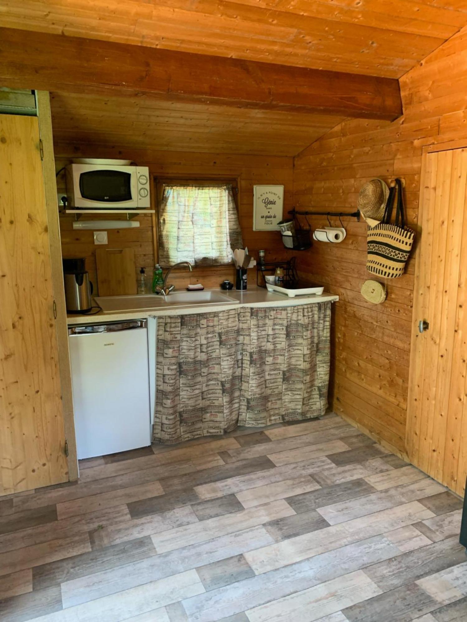 Les Petits Chalets De Dudu La Voulte-sur-Rhone Dış mekan fotoğraf